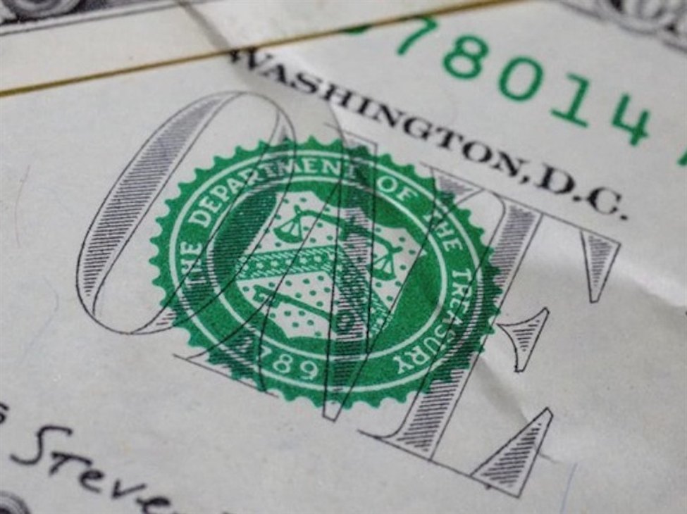 Traditional Currencies vs. Cryptocurrencies: A Comprehensive Comparison Traditional Currencies vs. Cryptocurrencies: A Comprehensive Comparison