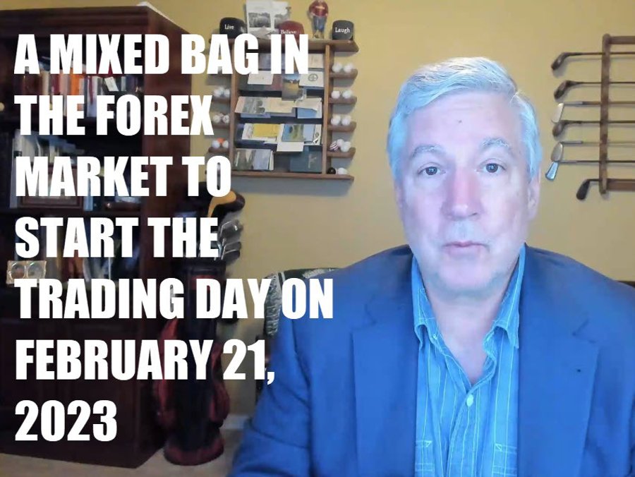 The USD is mixed in early trading with the EURUSD lower, the GBPUSD higher. | Forexlive The USD is mixed in early trading with the EURUSD lower, the GBPUSD higher. | Forexlive